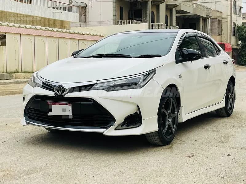 Toyota Corolla 2022 Altis Grande X CVT-i 1.8 Black Interior