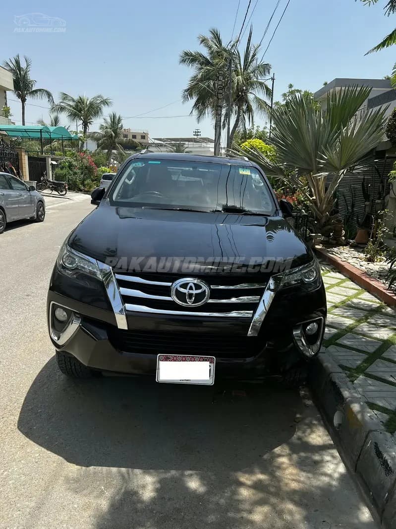 Toyota Fortuner 2017 2.7 V