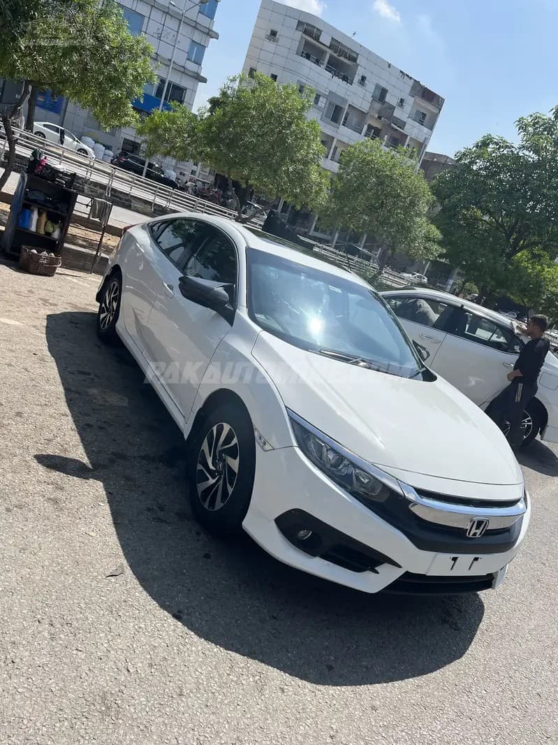 Honda Civic 2017 Oriel