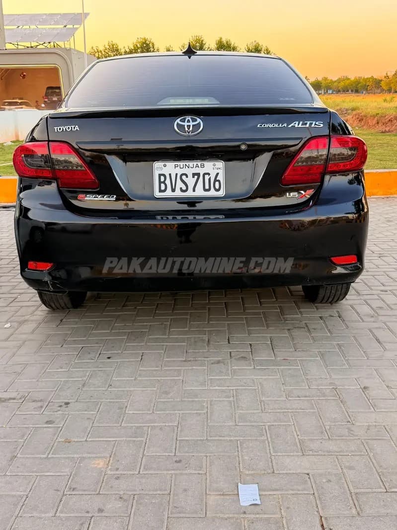 Toyota Corolla 2012 Altis Manual 1.6