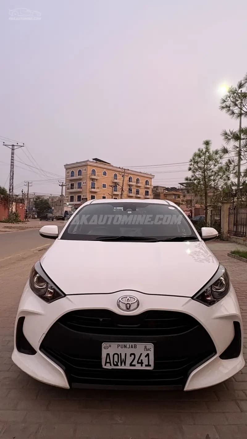 Toyota Yaris Hatchback 2024