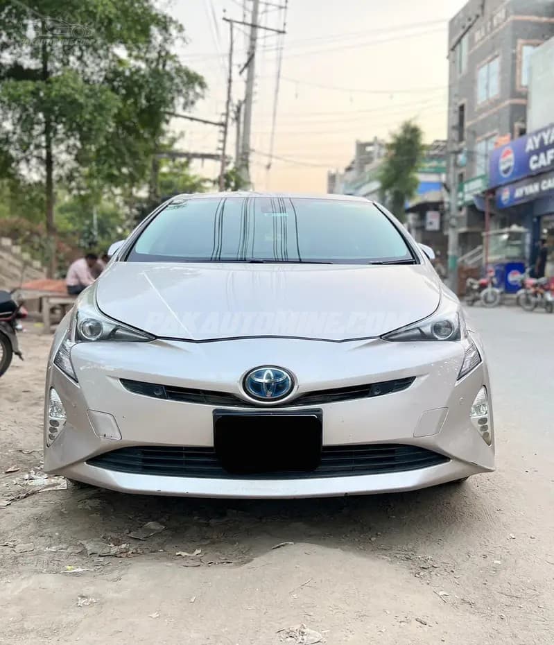 Toyota Prius A Premium 2016