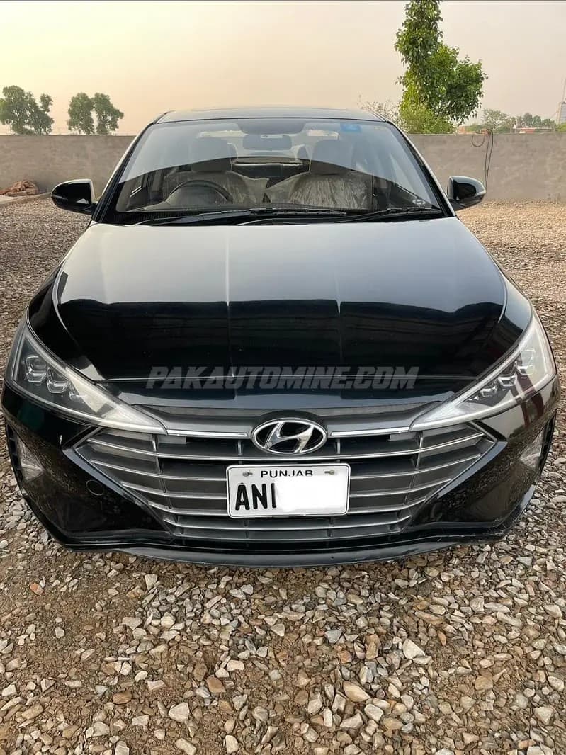 Hyundai Elantra 2023