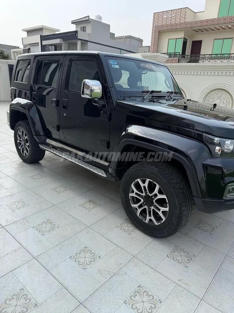 Baic BJ40 Plus 2022 Honorable Edition