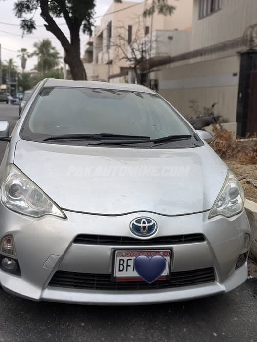 Toyota Aqua 2011
