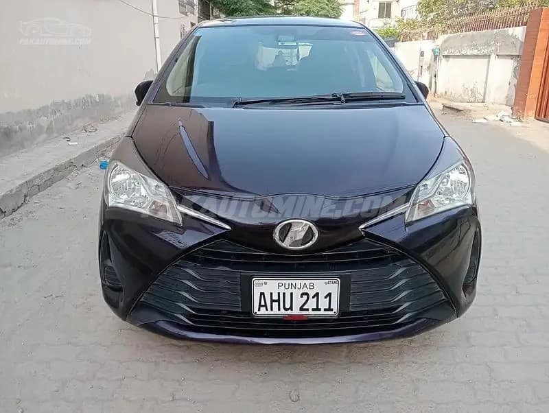 Toyota Vitz 3rd (XP130) Generation (2nd Facelift) 2018 Hybrid F 1.5